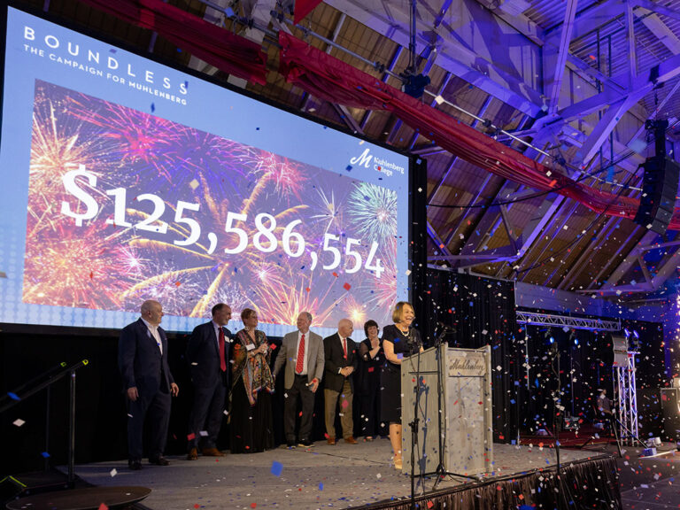 President Kathleen Harring announces that Muhlenberg exceeded its goal for the Boundless campaign.